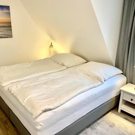 Haus-Deckstein-Ferienwohnung-Og Sankt Peter-Ording Extérieur photo